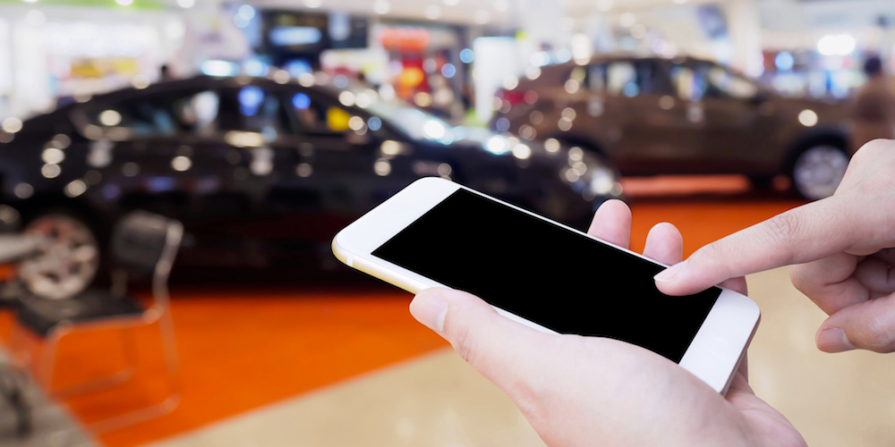 img future carbuying mobile - How Digital Marketing Affects the Way We Buy Cars?