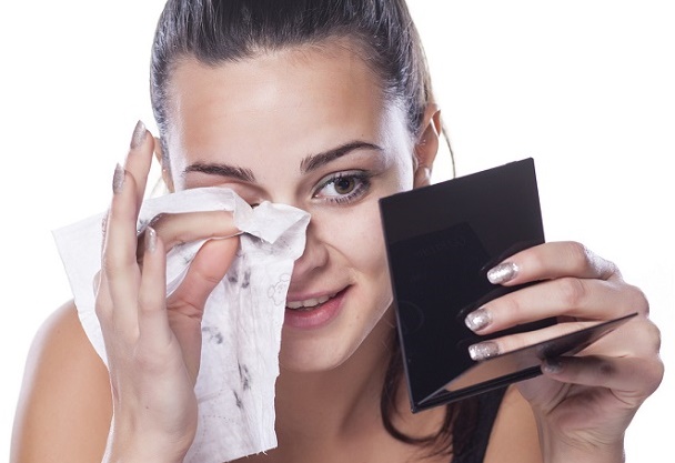 Are Makeup Wipes Harmful or Not1 - The Power Of Baby Wipes Malaysia!